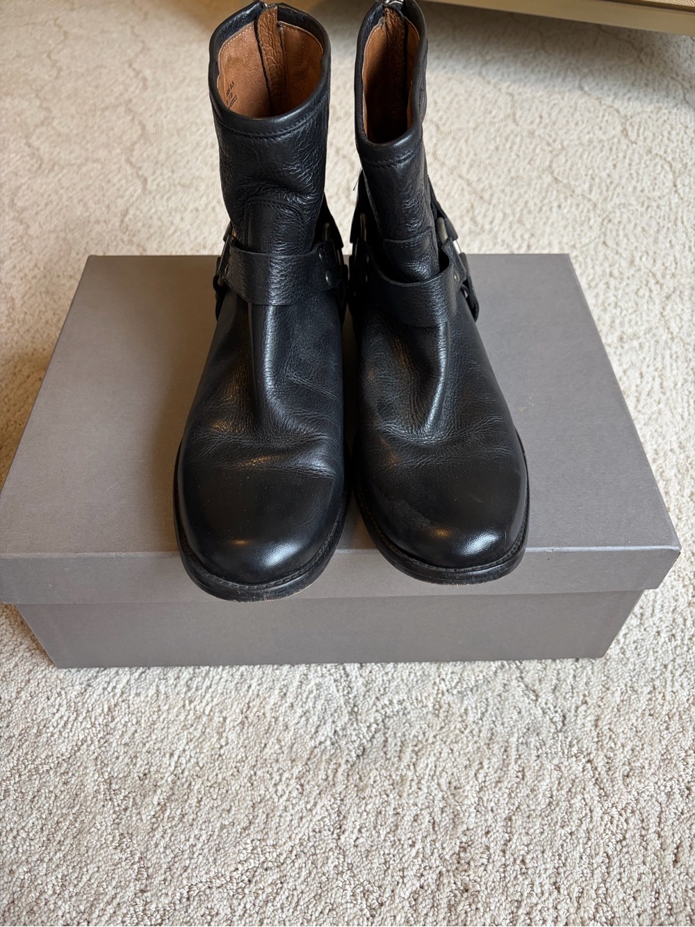 Frye Harness Short Leather Engineer Boots - Black - Picture 2 of 7